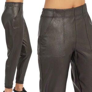 (N5) SPANX Faux Leather Joggers in Black, Size L‎